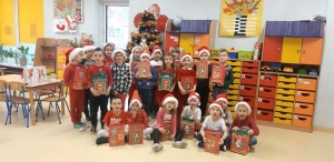 Mikołajki gr 6; 06.12.2021r.