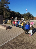 Wyjście na cmentarz gr 6